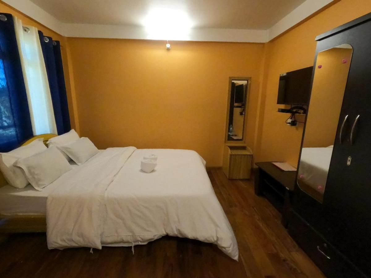 Aurora Guest House Shillong Ngoại thất bức ảnh