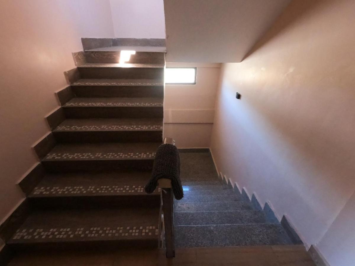Aurora Guest House Shillong Ngoại thất bức ảnh