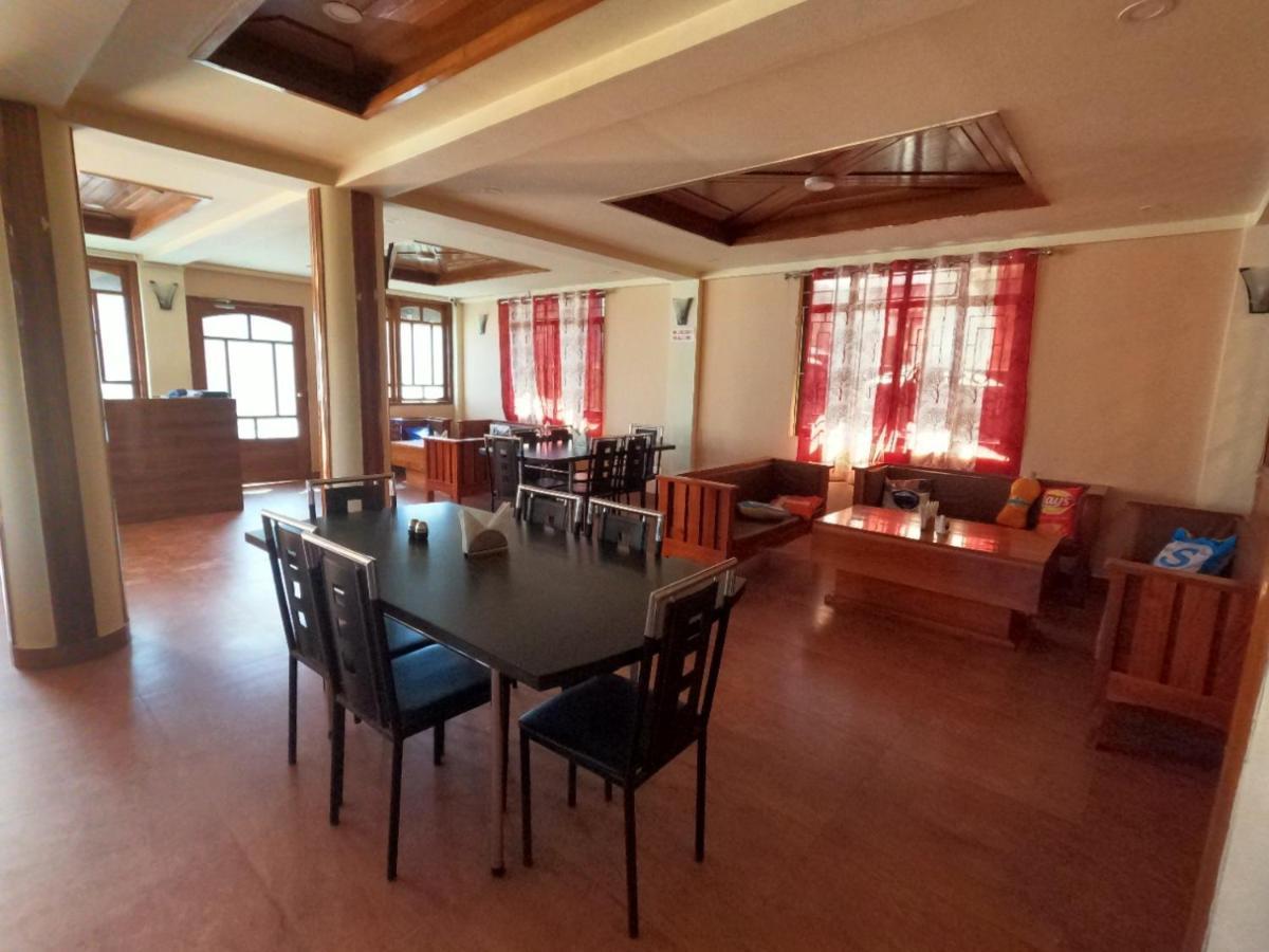 Aurora Guest House Shillong Ngoại thất bức ảnh