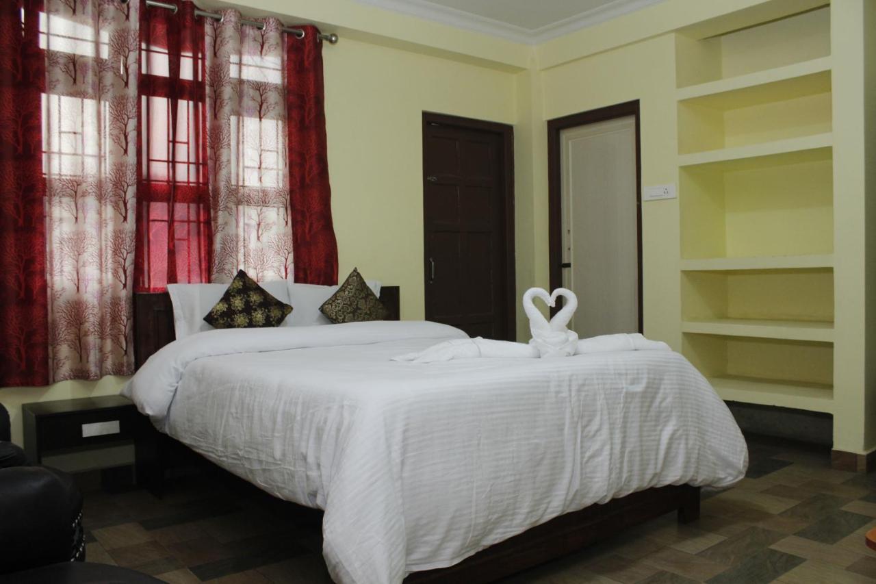 Aurora Guest House Shillong Ngoại thất bức ảnh