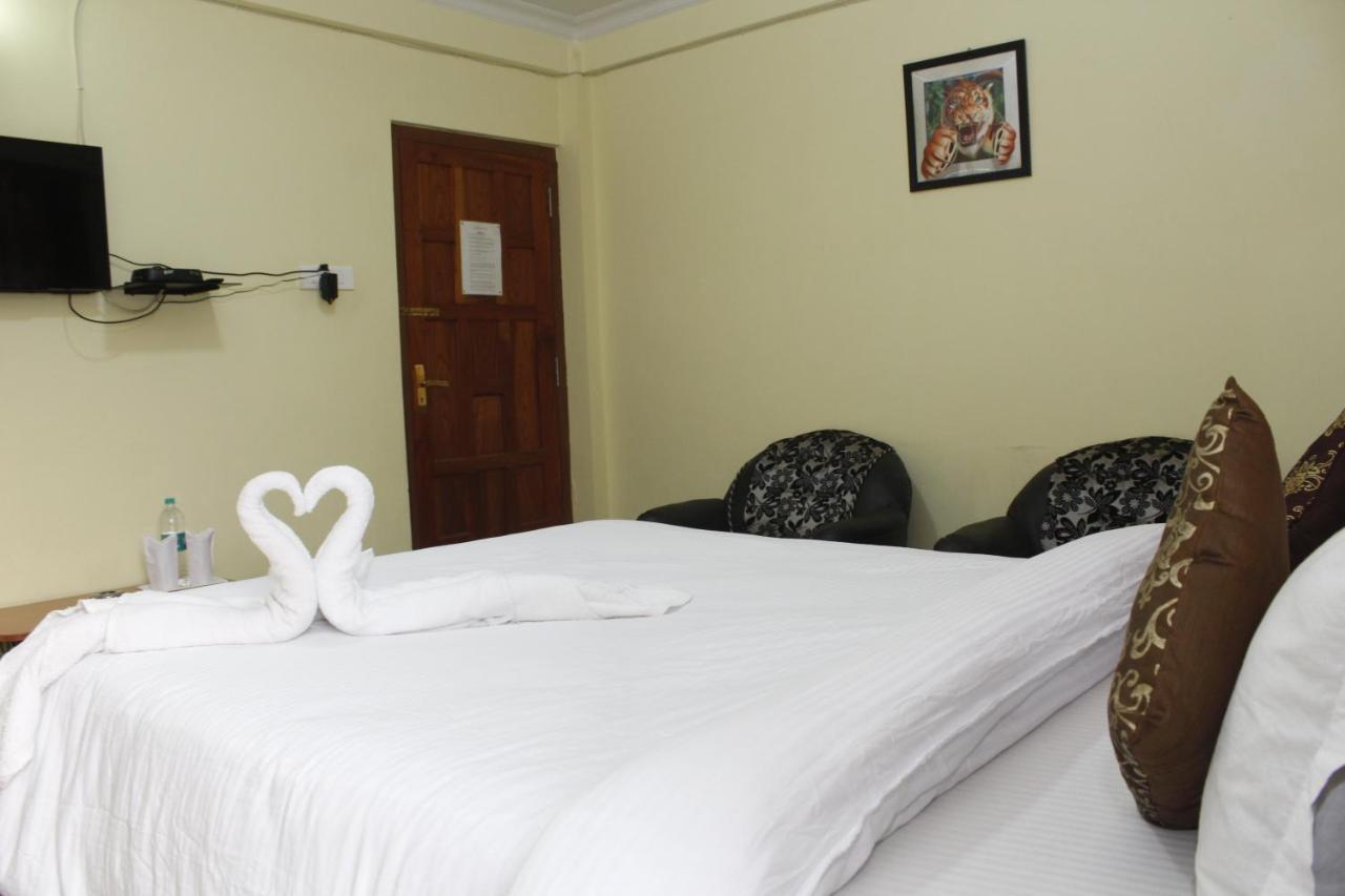 Aurora Guest House Shillong Ngoại thất bức ảnh