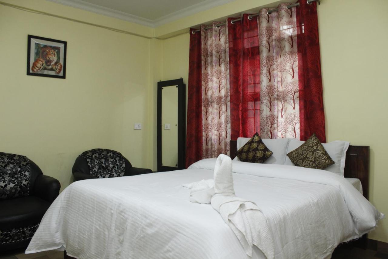Aurora Guest House Shillong Ngoại thất bức ảnh