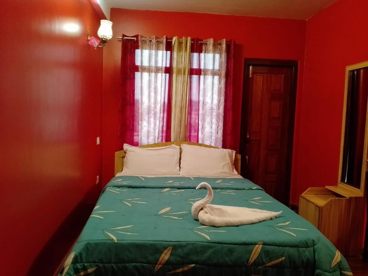 Aurora Guest House Shillong Ngoại thất bức ảnh