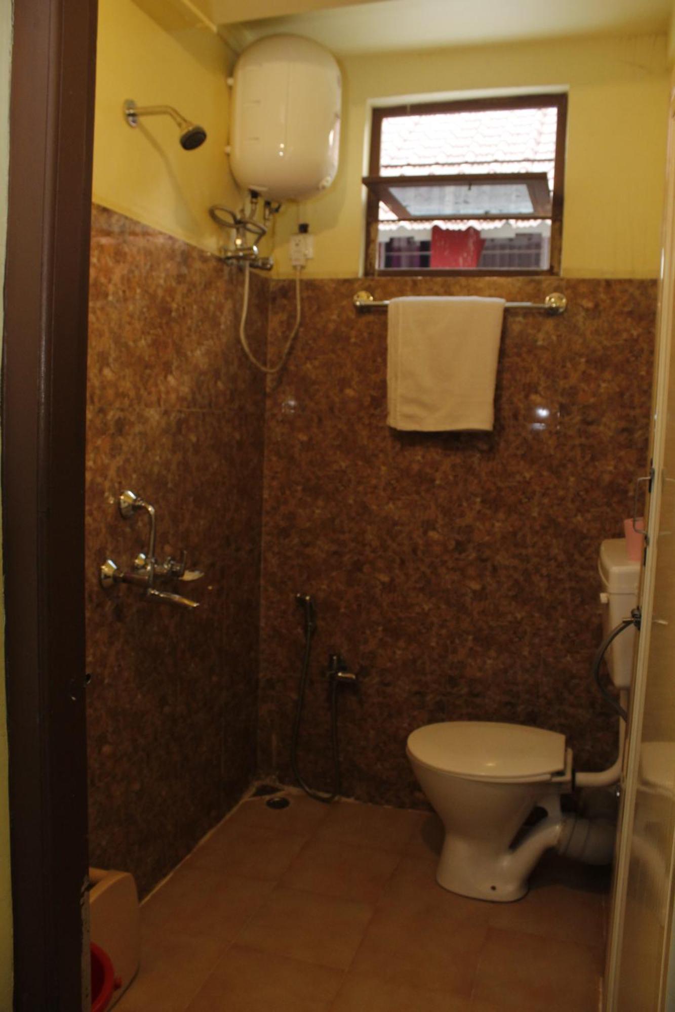 Aurora Guest House Shillong Ngoại thất bức ảnh