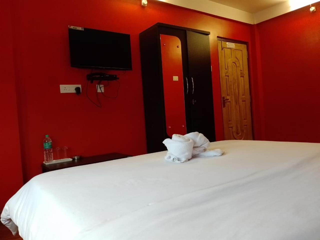 Aurora Guest House Shillong Ngoại thất bức ảnh